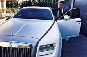 Ronaldo, showing off with his Rolls Royce early this month