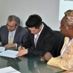 Kia and Dana Motors officials sign agreement