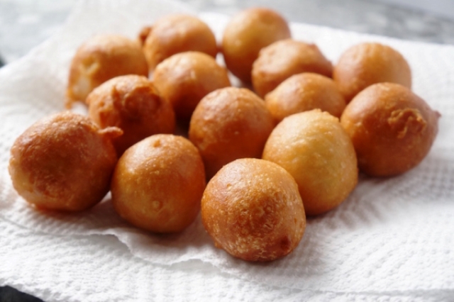 Puff-puff: Snack with which journalists were entertained. Nice, init?