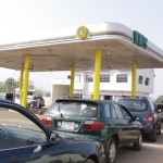 Queues building up at NNPC, Poly Road, while selling fuel at N87 per litre before ajusting its metres on MondayAdo-Ekiti on Sunday